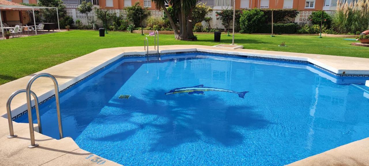 Saltillo Alto Gray Studio. Vistas Al Mar Y Piscina Torremolinos Exterior photo
